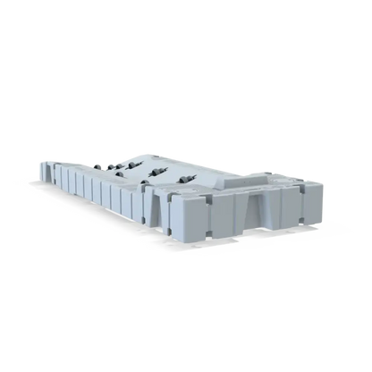 Grå plast flytende dock med ribbet overflate for beskyttelse av vannscooteren